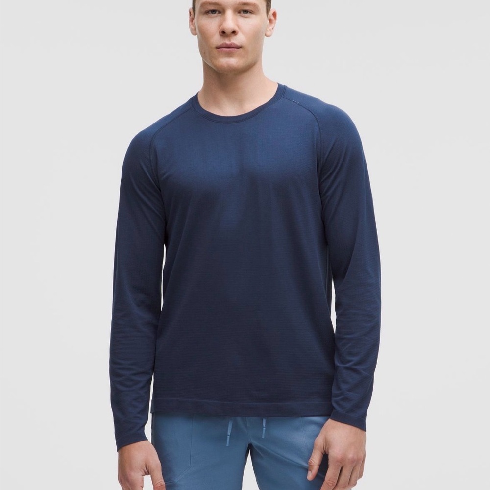 Men's Lululemon Navy Blue Metal Vent Tech Long-Sleeve Shirt